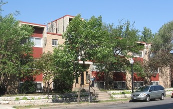 Midtown Plaza Apartments in Minneapolis, MN - Building Photo - Building Photo