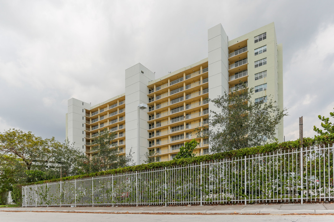 Claude Pepper Tower in Miami, FL - Building Photo