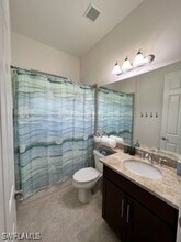 11673 Kati Falls Ln in Ft. Myers, FL - Foto de edificio - Building Photo