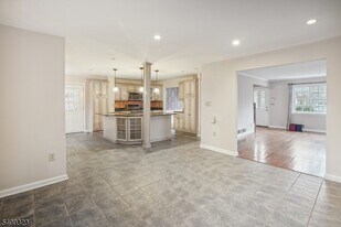 49 Madison Ave in Summit, NJ - Building Photo