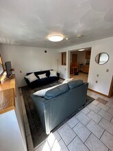 105 Catherine St, Unit Garden Level in Ithaca, NY - Building Photo - Building Photo