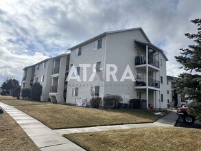4984 W 4850 S in Kearns, UT - Building Photo - Building Photo