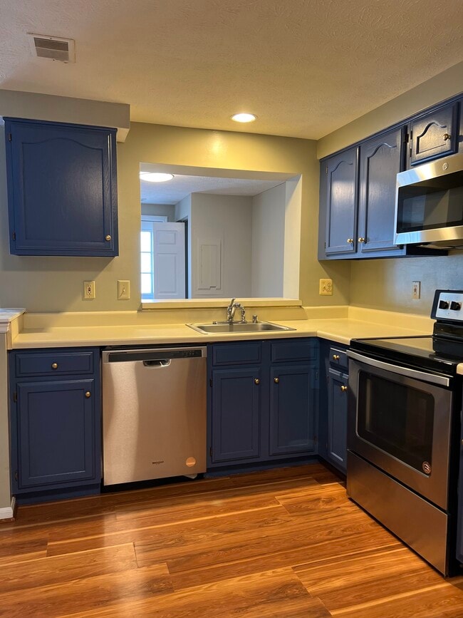 561 Cascade Way in Frederick, MD - Building Photo - Building Photo