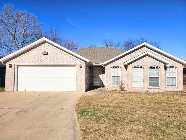 property at 3604 SW Carriageway Ave