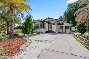 805 Garth Ave in Jacksonville, FL - Building Photo