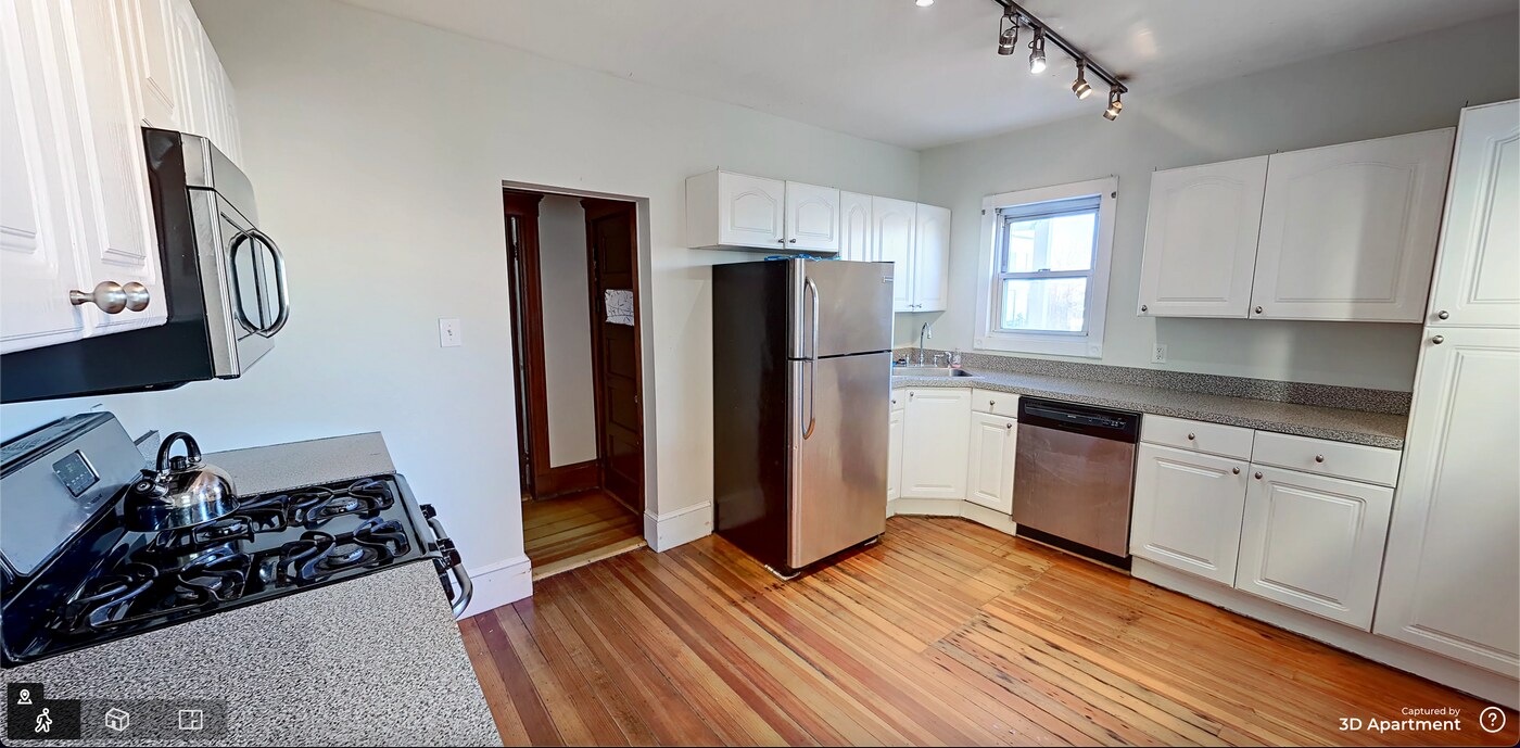 101 Heath St, Unit 2 in Somerville, MA - Building Photo
