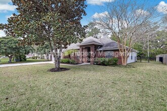 749 Grand Parke Dr in Jacksonville, FL - Building Photo - Building Photo