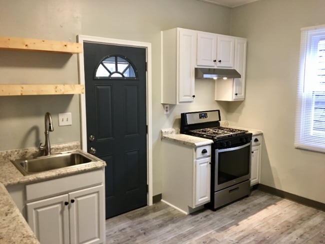 6486 Library Rd, Unit 1
