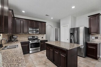 32027 Steven Springs Dr in Hockley, TX - Building Photo - Building Photo