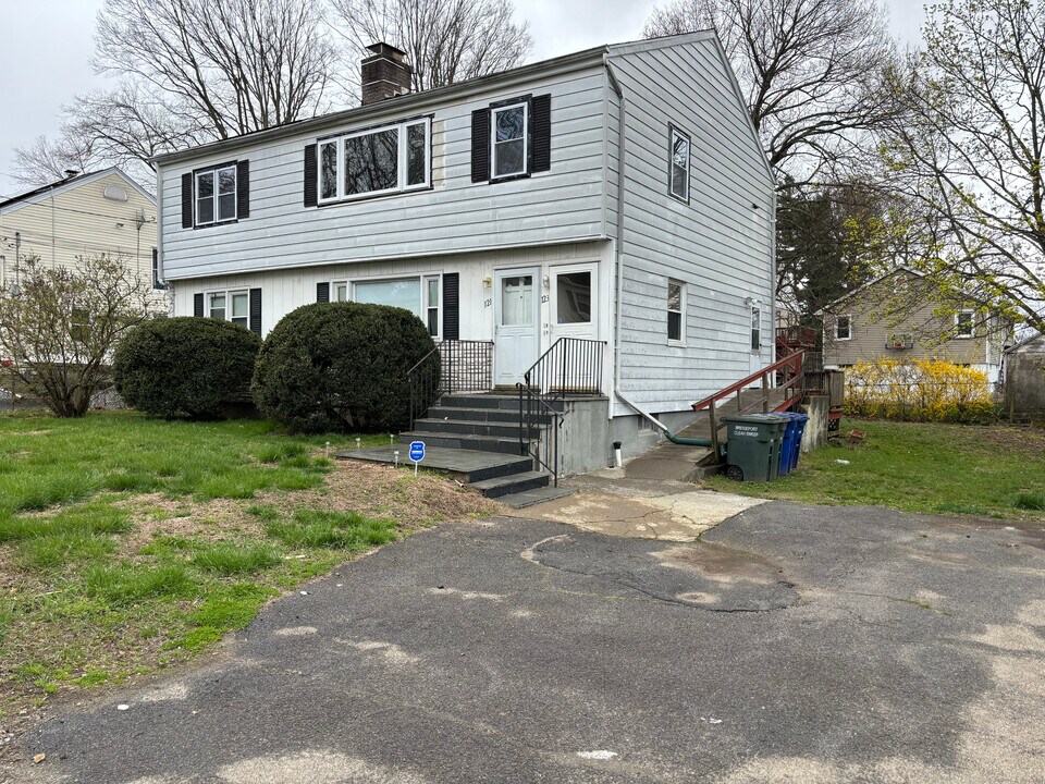 123 Platt St in Bridgeport, CT - Building Photo
