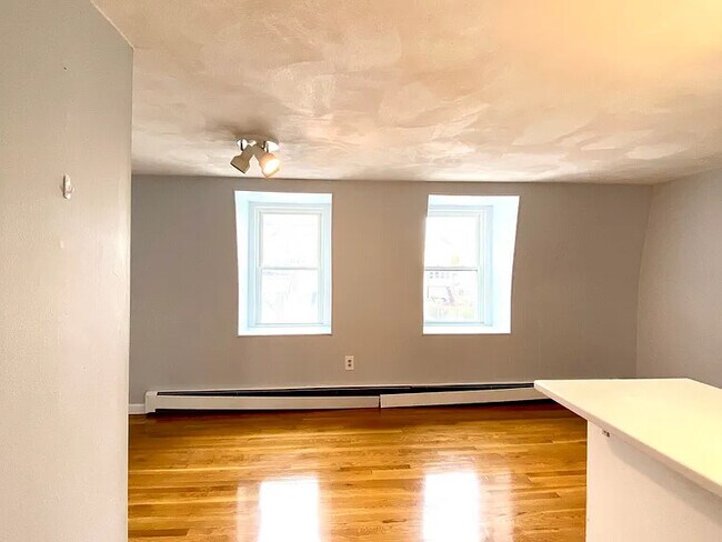 147 Princeton St, Unit 3
