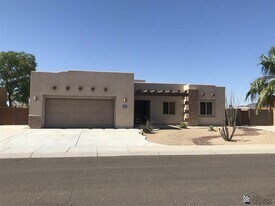11610 E 28th Pl in Yuma, AZ - Building Photo
