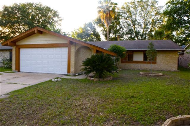 property at 7722 Sunbonnet Ln