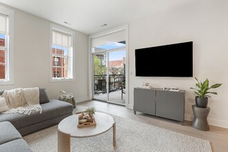 3924 N Lincoln Ave in Chicago, IL - Building Photo - Building Photo