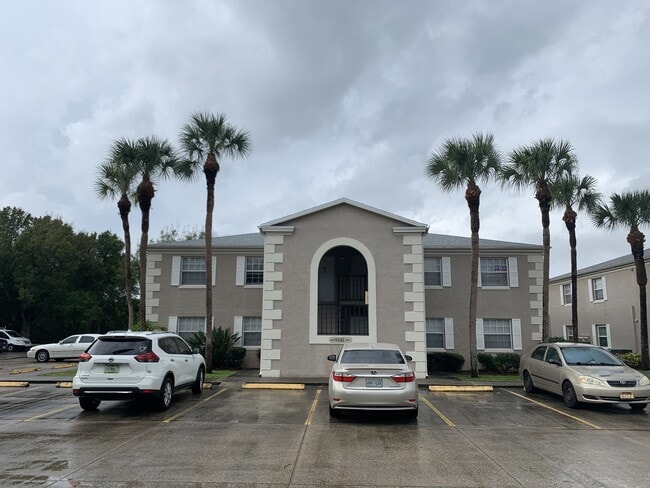 property at 4135 Cedar Creek Cir