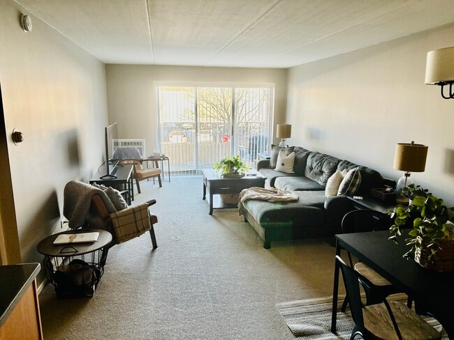 5125 Blodgett Ave in Downers Grove, IL - Building Photo - Building Photo