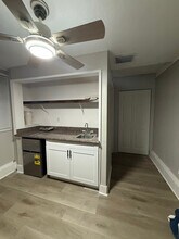 2743 34th Ave N in St. Petersburg, FL - Building Photo - Building Photo