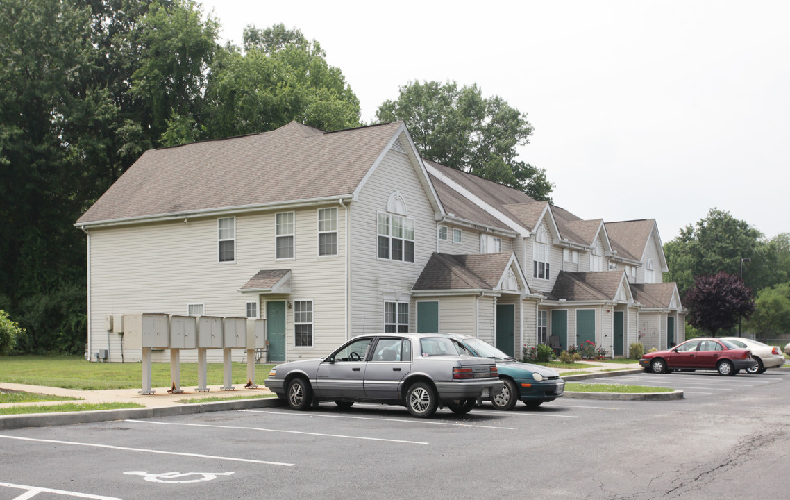 Elk Chase Apartments in Elkton, MD - Building Photo