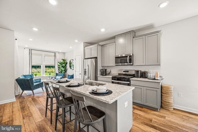 property at 7622 Clayton Ave