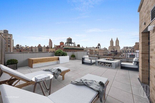 164 W 74th St, Unit PHA in New York, NY - Building Photo - Building Photo