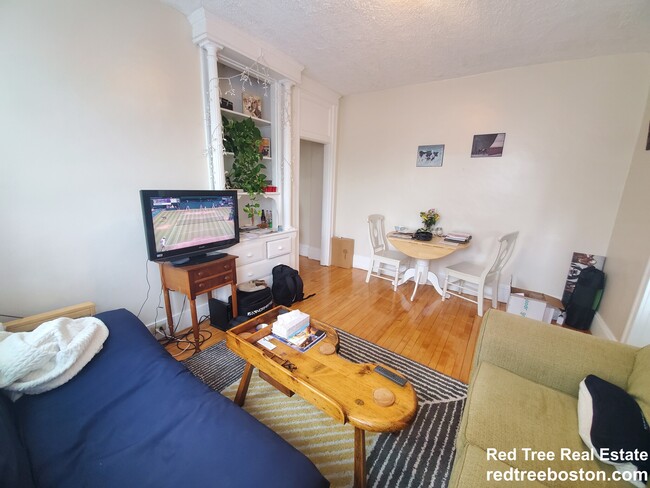 280 Brookline St, Unit 4R in Cambridge, MA - Foto de edificio - Building Photo