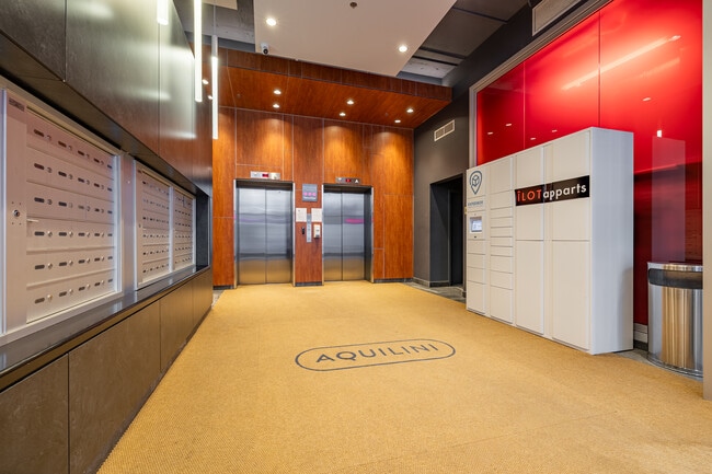 ILOT Apparts in Montréal, QC - Building Photo - Lobby