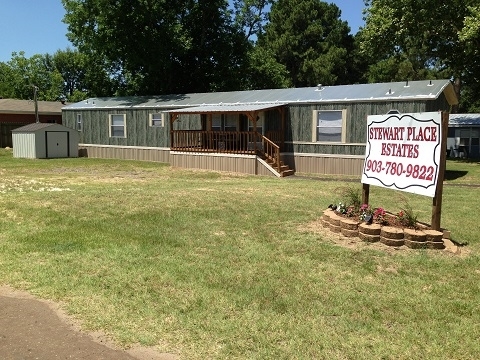 Stewart Place Estates in Lindale, TX - Building Photo