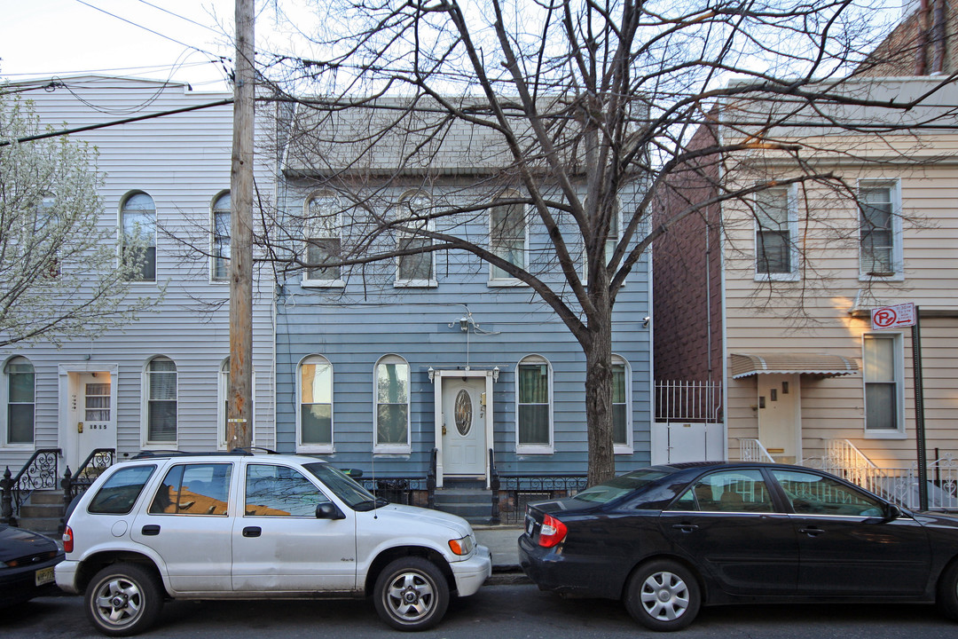 1817 Stockholm St in Flushing, NY - Building Photo