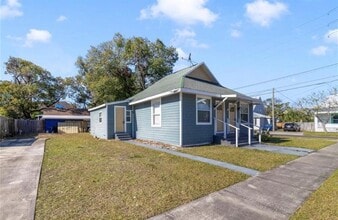 222 N Orlando Ave in Kissimmee, FL - Building Photo - Building Photo