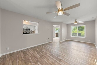 2661 Prairieview Ln S in Aurora, IL - Building Photo - Building Photo