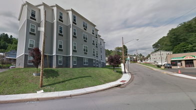 Landmark Student Housing in Bloomsburg, PA - Building Photo - Interior Photo