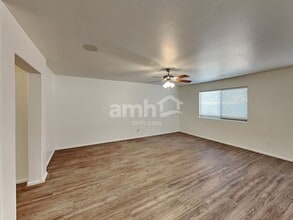 466 E Penny Ln in San Tan Valley, AZ - Building Photo - Building Photo