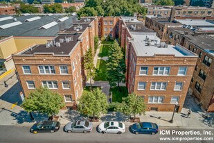 3529 N Broadway St, Unit 3525-3E in Chicago, IL - Building Photo