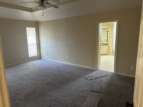 1172 Westmeadow Dr in Beaumont, TX - Building Photo - Building Photo