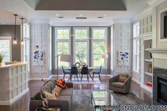 10 Primrose Way in Haverhill, MA - Foto de edificio - Building Photo