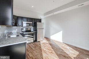 514 South St in Philadelphia, PA - Building Photo