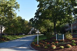 River Crossing Apartments