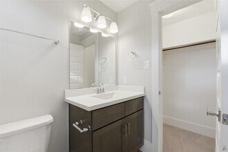 819 Algona Ave in Houston, TX - Building Photo - Building Photo