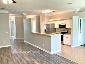 104 Village Green Ave in Jacksonville, FL - Building Photo - Building Photo