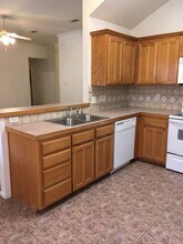 2001 Indian Camp Trail in Copperas Cove, TX - Building Photo - Building Photo