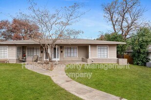 815 Rittiman Rd in San Antonio, TX - Building Photo