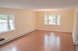 11 Elm St in Sleepy Hollow, NY - Foto de edificio - Building Photo