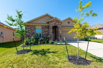 649 Donegal Ln in Georgetown, TX - Building Photo - Building Photo
