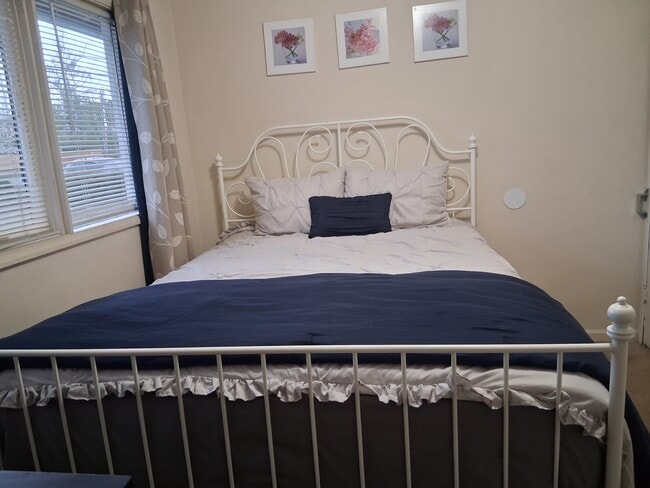 property at 24203 36th Ave S