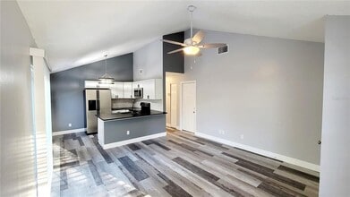 3613 Sammy Ct in Palm Harbor, FL - Building Photo - Building Photo
