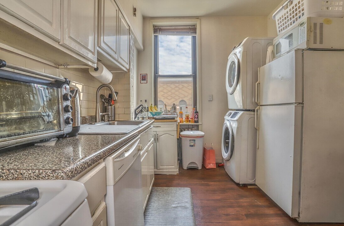 1131 Washington St in Hoboken, NJ - Building Photo