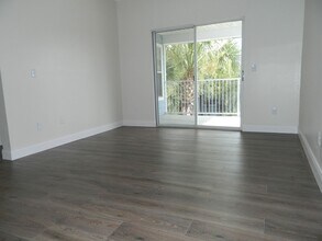 709 Secret Harbor Ln in Lake Mary, FL - Building Photo - Building Photo