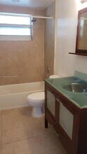 1080 99th St in Bay Harbor Islands, FL - Building Photo - Building Photo