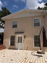 1212 E Columbus Dr in Tampa, FL - Building Photo