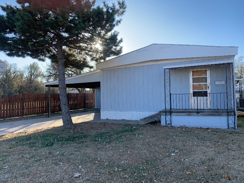 814 Marsh Ave in Kinsley, KS - Building Photo